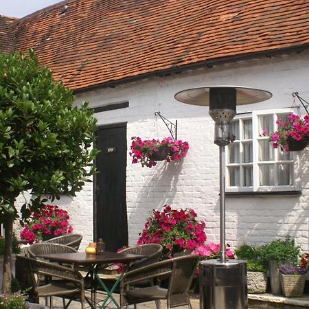 The Saracens Head Inn Amersham Exteriör bild