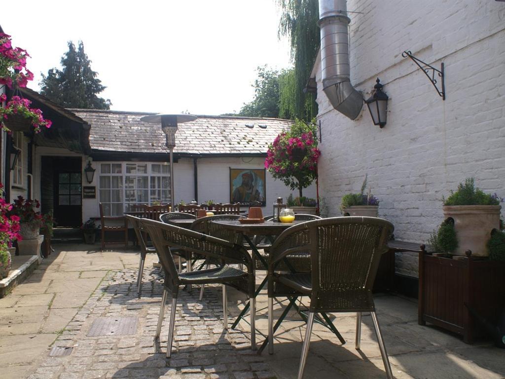 The Saracens Head Inn Amersham Exteriör bild